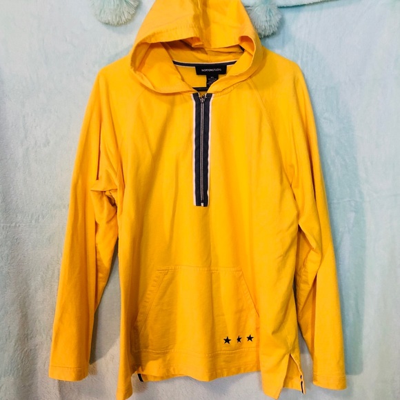 ❄️Norton Studio XL yellow hoodie w/ zipper closure - Picture 3 of 8
